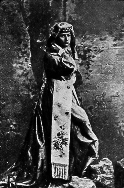 Armenian woman – Kars 1915