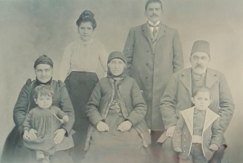 Vezirian family Talas in 1907