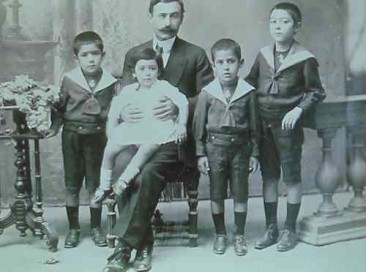 Young Armenian children – Teheran 1916