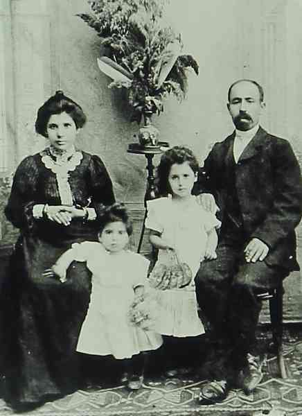 Armenian family – Tiflis 1900