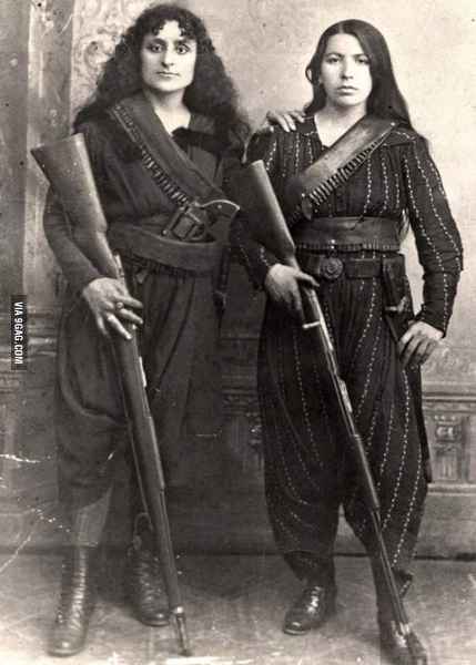 Eghisabet Sultanian with her friend Anazon Yaqubian in Zeytun – 1895-1896