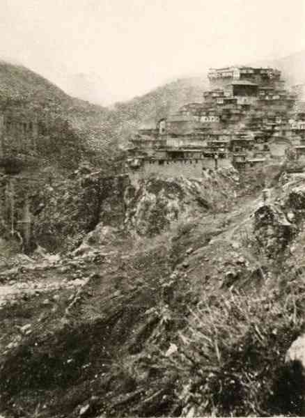Zeytun 1914: Qarghalar quarter, Surenian fortress