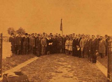 Remembrance ceremony at the Armenian volunteers cemetary – 1930