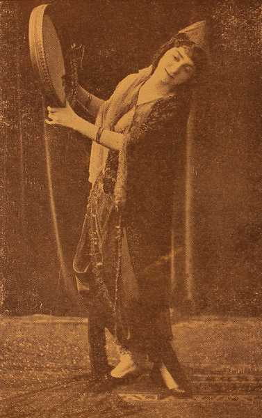 Dancer and Armenian poetess Armen Ohanian