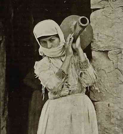 Armenian woman – Karakilise 1898