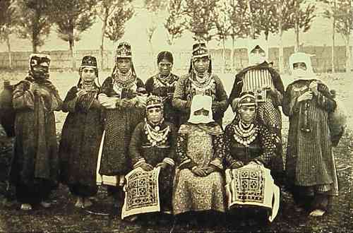 Armenian women – Van