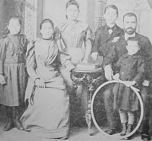 Armenian family – Kesaria