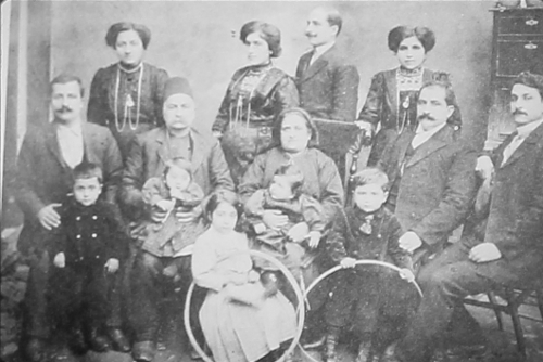 Ipranosian family – Amasia 1902