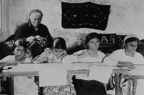 Sema Der Ghazarian, embroiderers – Syria