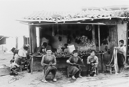 Shoemakers in Marash (Kermanig) region