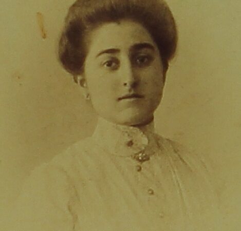 Vergine Indjoudjian