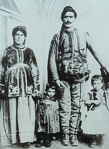 Daniel Varoujan with his parents – Constantinople 1890
