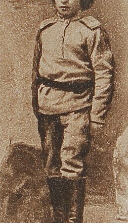 Young Armenian volunteer
