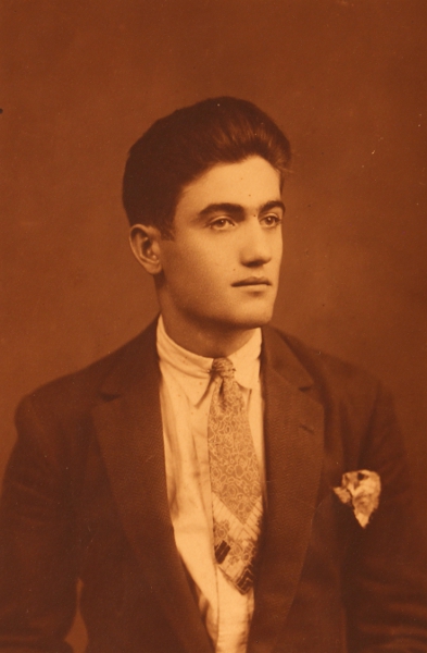 Stephan Demirjian in Bollène – France 1927