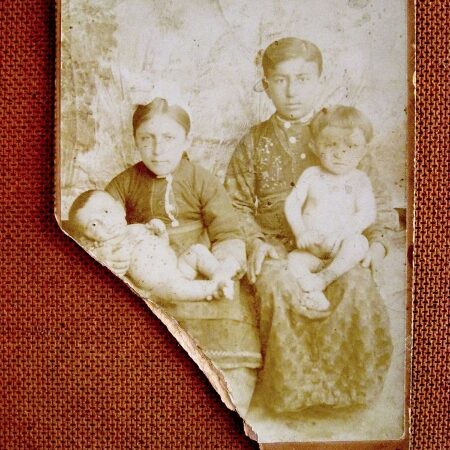 Djeloyan Children – Pazmashen 1905