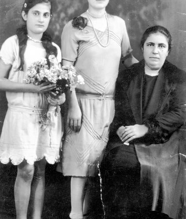Trvanda and Nevart Dichtchekenian – Beyrouth 1930