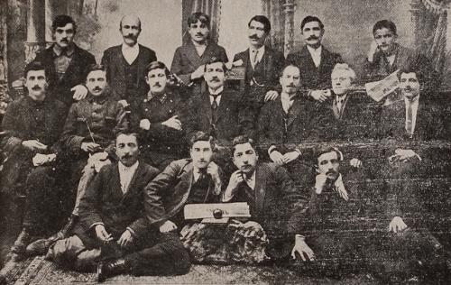 Teachers from Van gathered around Ashkhadank newspaper