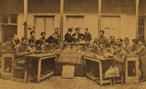 Jewelery workshop for refugees – Tiflis