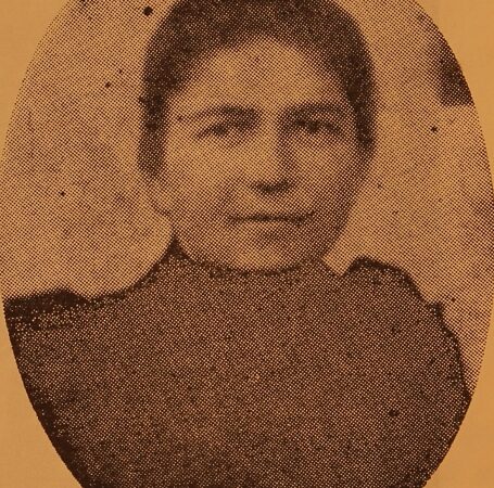 Badveli Kerkiasharian’s wife – Stanoz
