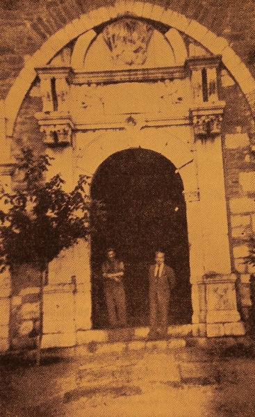 Main entrance of Hayr Asdvadz Church – Sivrihisar