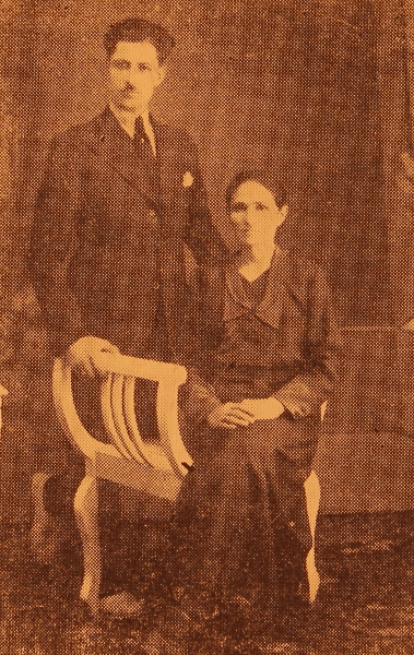 Sofig Engurtsian with her son Mardiros – Sivrihisar