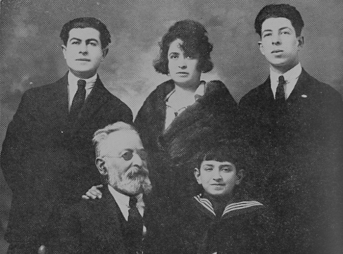 Kevork Aboulian with his children and grandson