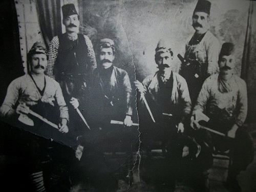 Harutiun Kuyumjian and his brother Mgrdich with their helpers in Kesaria
