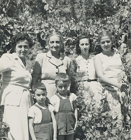 Anahid Balian and kids, Zarmanian family – early 1950s Chtaura (Lebanon)