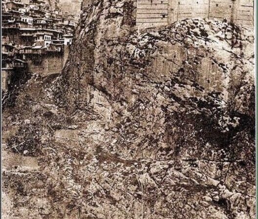 Rock hill and Surenian fortress-mansion – Zeytun 1914